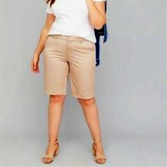 plus size khaki shorts